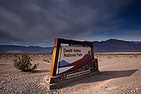 /images/133/2016-04-25-dv-sign-1dx_11122.jpg - #12892: Death Valley, California … April 2016 -- Panamint Valley, Death Valley, California