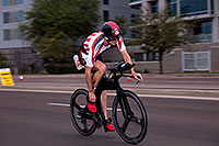 /images/133/2016-11-20-ironman-bike-pros-1dx_28515.jpg - #13151: 00:54:53 #45 Adam OConner [39th,USA,10:45:37] cycling at Ironman Arizona 2016 … November 2016 -- Tempe Town Lake, Tempe, Arizona