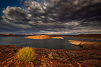 /images/133/2017-08-20-powell-overlook-a7r2_01219.jpg - Utah > Lake Powell