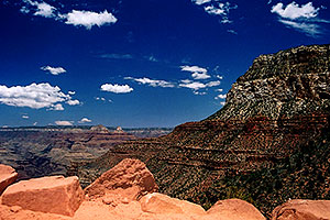 view along Bright Angel Trail