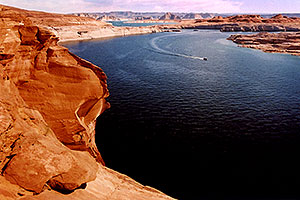 images of Wahweap and Lake Powell