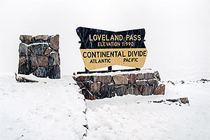 images of Loveland Pass - elevation 11,990 ft - Continental Divide, Atlantic,