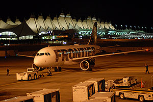 Detroit bound Frontier plane preparing to leave Denver airport