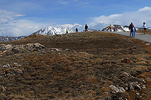 People on a walkway at top of Independence Pass