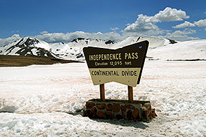 sign of Independence Pass with Independence Mountain at 12,703 ft
