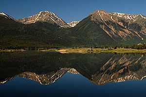 images of Twin Lakes