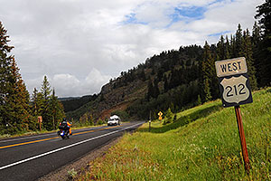 Highway 212 West - Images of Beartooth Pass Highway
