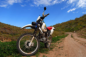 XR250 along dirtroad from Lake Pleasant to Crown King