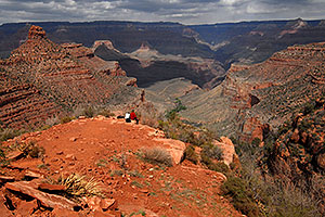 People with a view of Bright Angel Plateau Trail in Grand Canyon