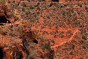 Hikers heading down from 1.5 mile point along Bright Angel Trail in Grand Canyon