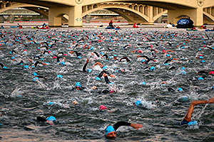 00:03:33 - 2,000 Swimmers starting - Swim at Arizona Ironman 2008