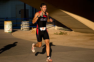 00:51:40 - #14 running at Nathan Triathlon