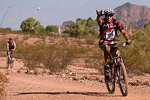 01:26:00 mountain bikers - PBR Offroad Triathlon, Oct 11, 2009 at Tempe Town Lake