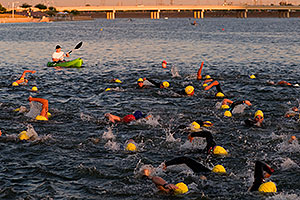 00:01:48 into the race - Splash and Dash Fall #3, Oct 8, 2009 at Tempe Town Lake