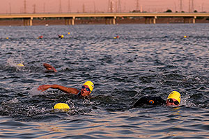 00:09:41 into the race - Splash and Dash Fall #3, Oct 22, 2009 at Tempe Town Lake
