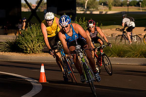 01:06:10 #414 leading #602 cycling at Soma Triathlon