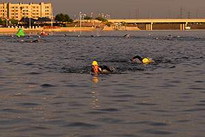 00:08:40 leaders in swimming - Splash and Dash Fall #4, October 30, 2009 at Tempe Town Lake