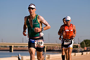 07:39:07 #298 and #1989 running - Ironman Arizona 2009