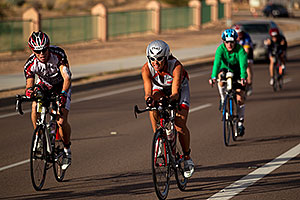 01:46:27 - #2540 and #1931 cycling - Ironman Arizona 2010