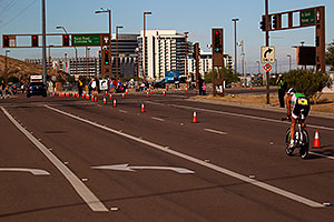 02:16:17 - leader #10 Matty Reed [6th,USA,08:33:08] behind Pace vehicle near end of Lap 1 - Ironman Arizona 2010