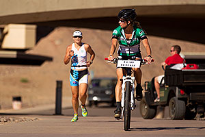 03:13:15 #1 Lead Female running at Soma Triathlon 2011
