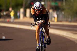 02:51:46 - #98 Caroline Gregory [USA] (eventually 19th in 09:50:44) at start of Lap 2 - Ironman Arizona 2011