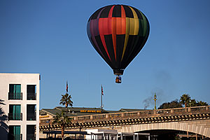 Hot Air Balloons at London Bridge during Lake Havasu Balloon Fest