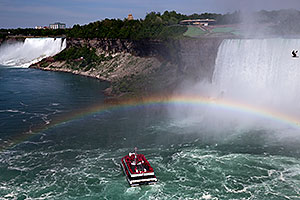 Hornblower at Niagara Falls