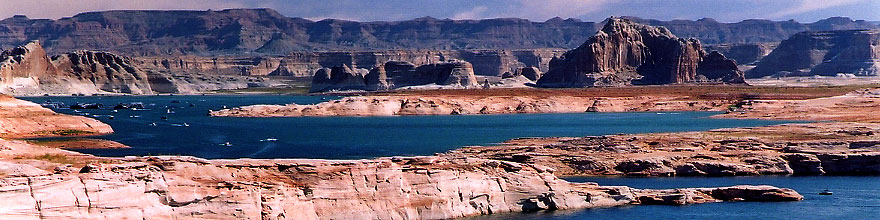 /images/500/2004-07-powell2-waheep7-sp.jpg - #01749: images of Wahweap and Lake Powell … July 2004 -- Wahweap, Lake Powell, Utah