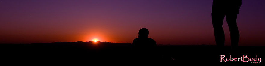 /images/500/2008-09-15-squaw-sunset-people-26676sp.jpg - #05872: Sunset at Squaw Peak … September 2008 -- Squaw Peak, Phoenix, Arizona