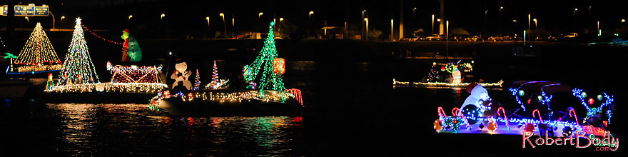 /images/500/2008-12-13-tempe-lights-boats-62880sp.jpg - #06424: Boat #25 - APS Fantasy of Lights Boat Parade … December 2008 -- Tempe Town Lake, Tempe, Arizona