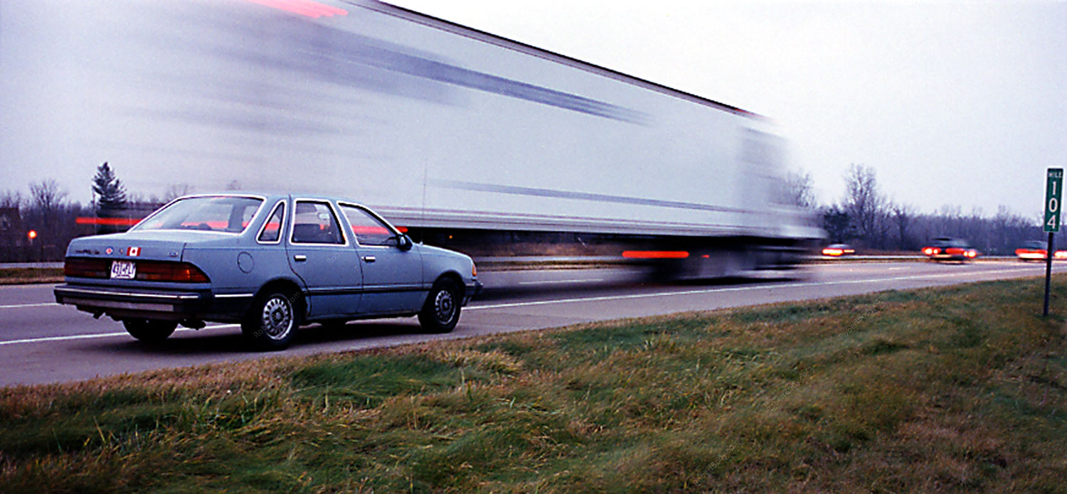 1998-11-lancing-tempo-semi-pano