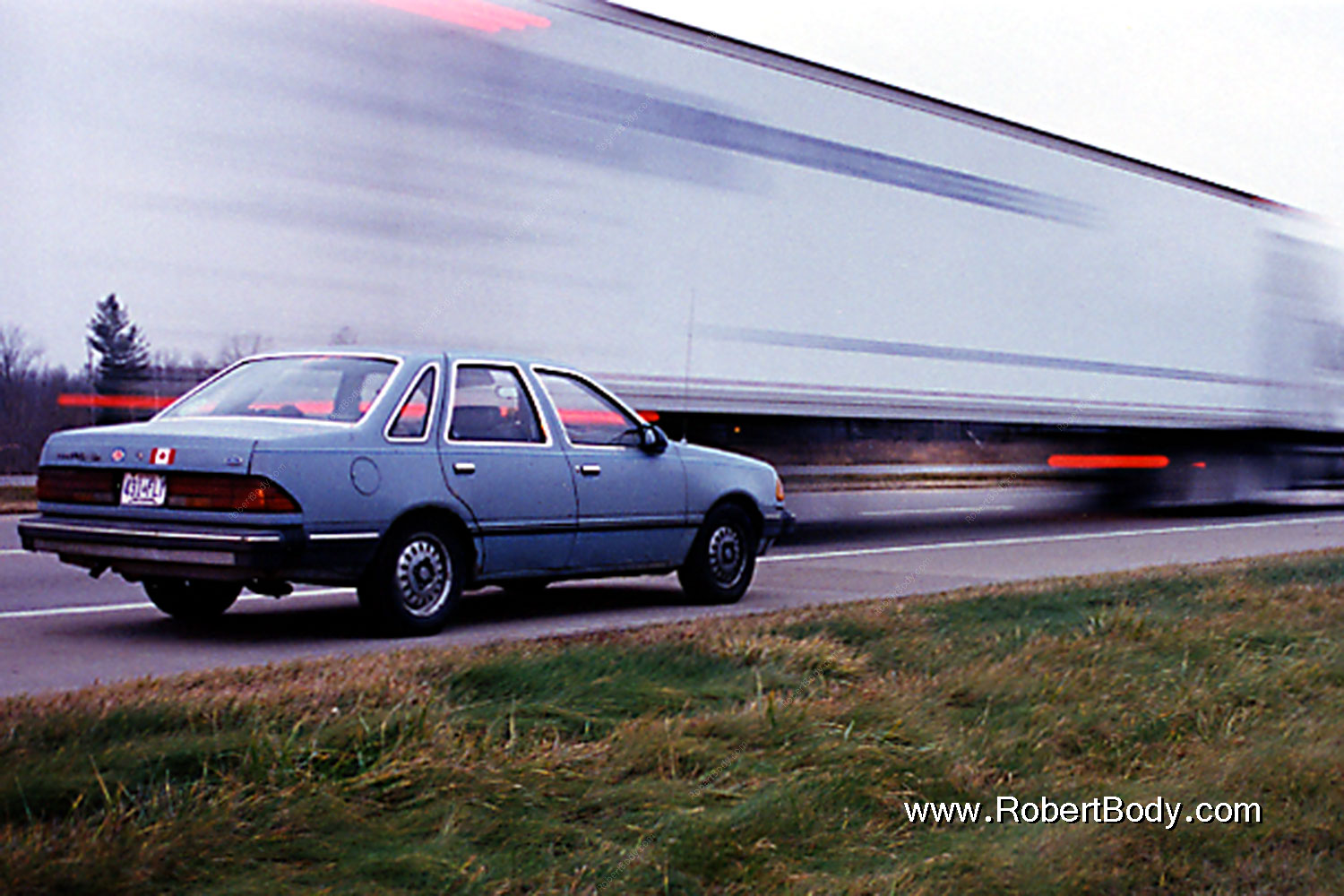 1998-11-lancing-tempo-semi
