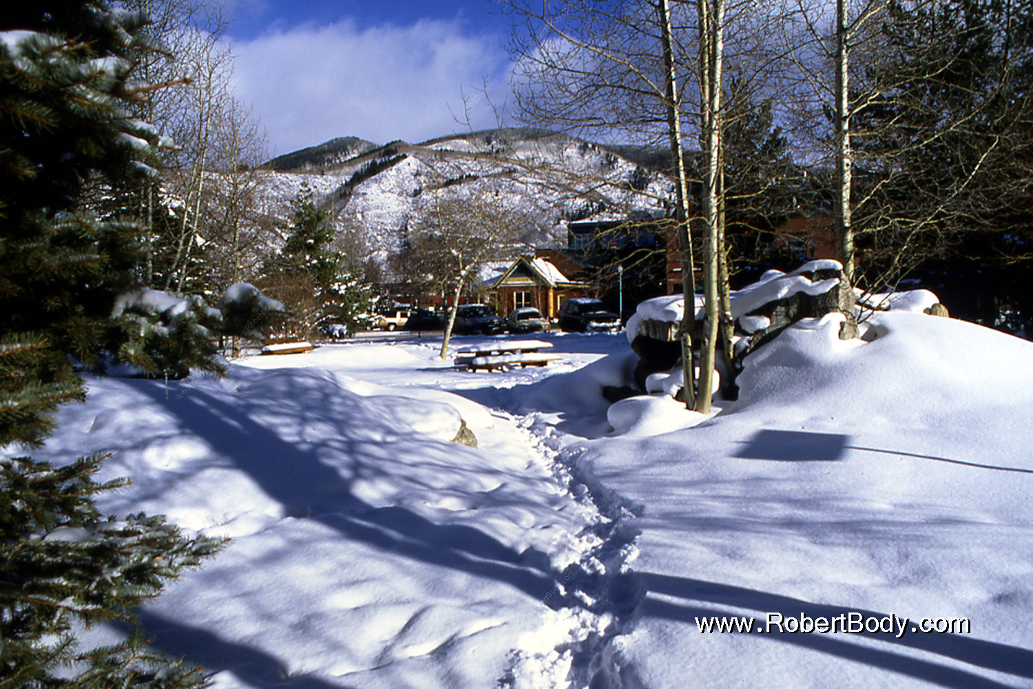 2000-12-phx-tor-aspen1