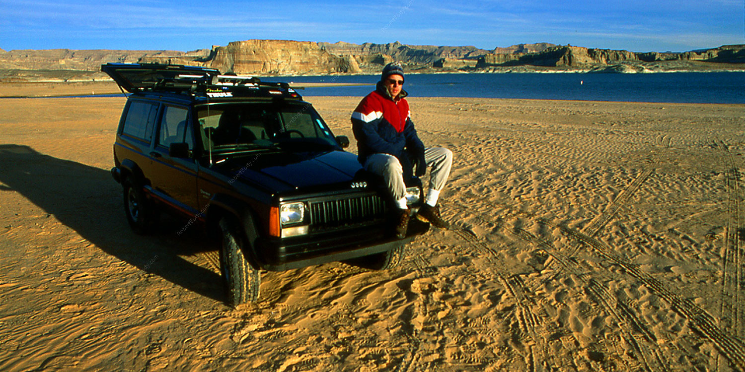 2000-12-powell-jeep-me1-pano