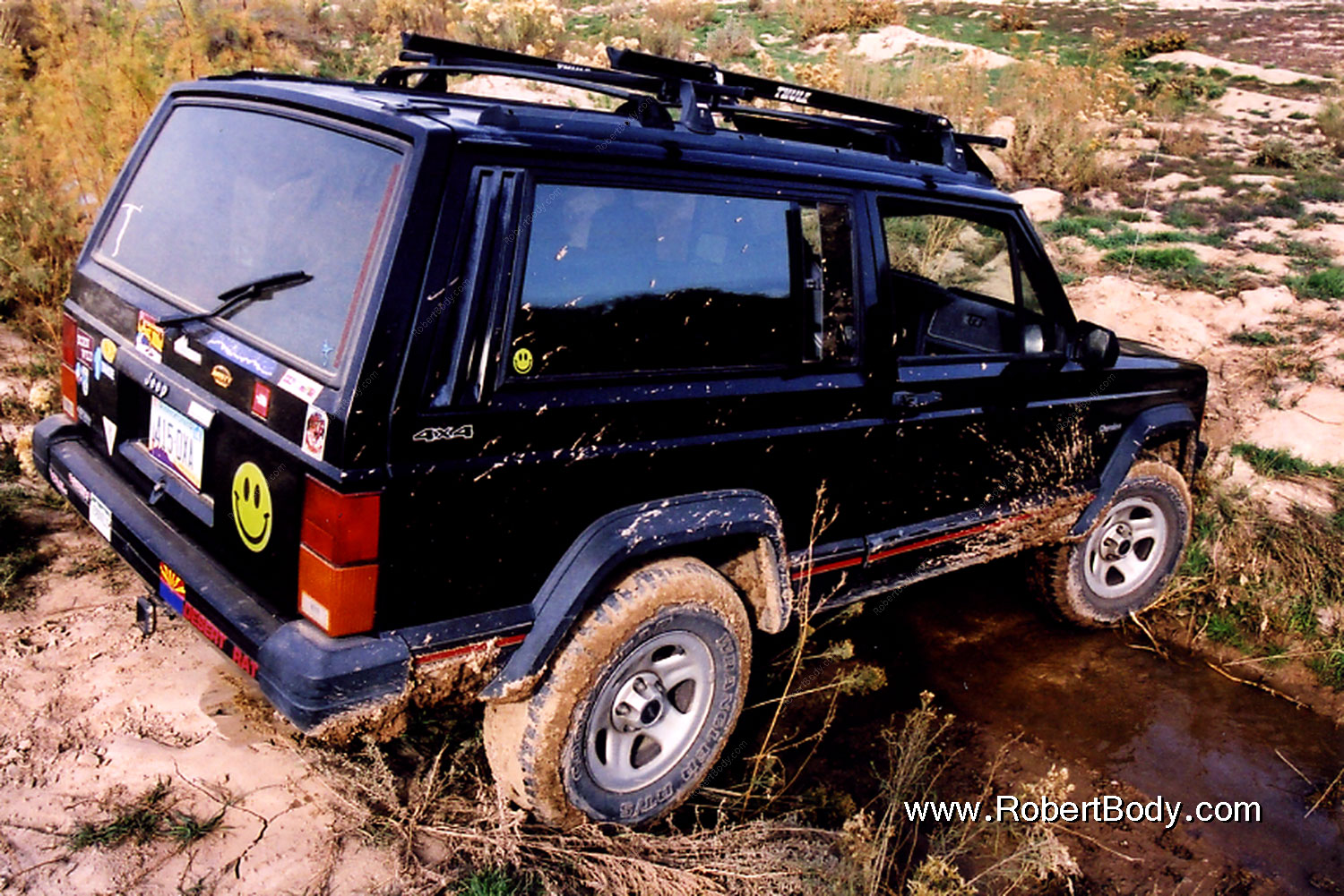 2003-11-09-jeep-crossing1