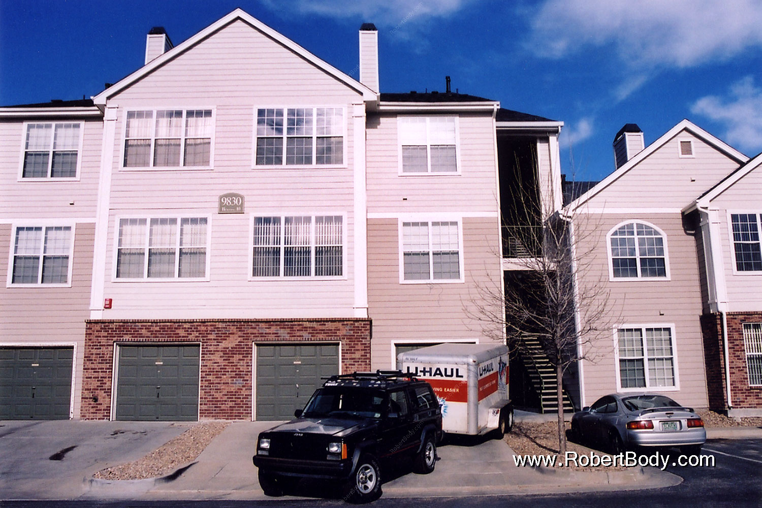 2003-12-rosemont-jeep-movin