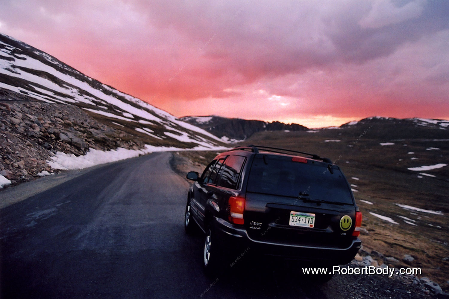 2004-06-mtevans-jeep-sunset