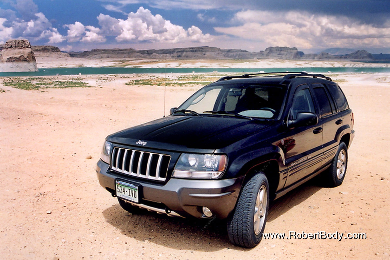 2004-07-powell-jeep-beach