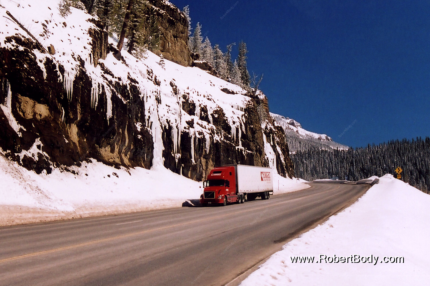 2005-03-wolfcreek-road2
