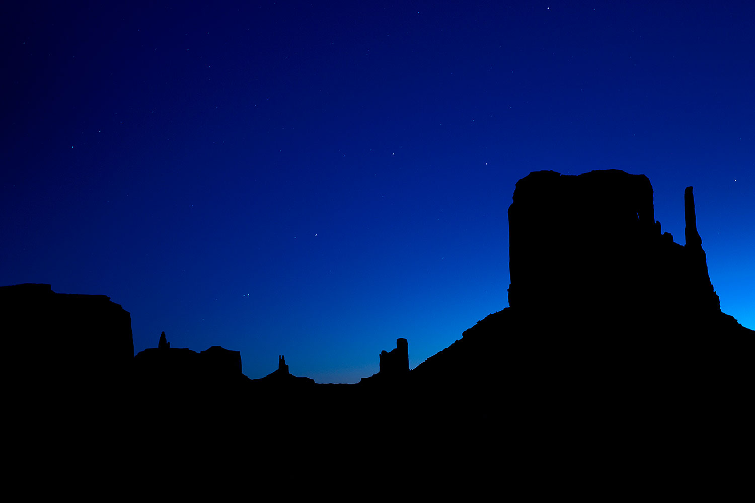 2010-09-03-monvalley-sunrise-29496b