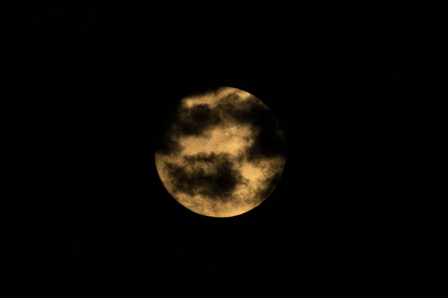 2017-10-04-4peaks-moon-a7r2_05243