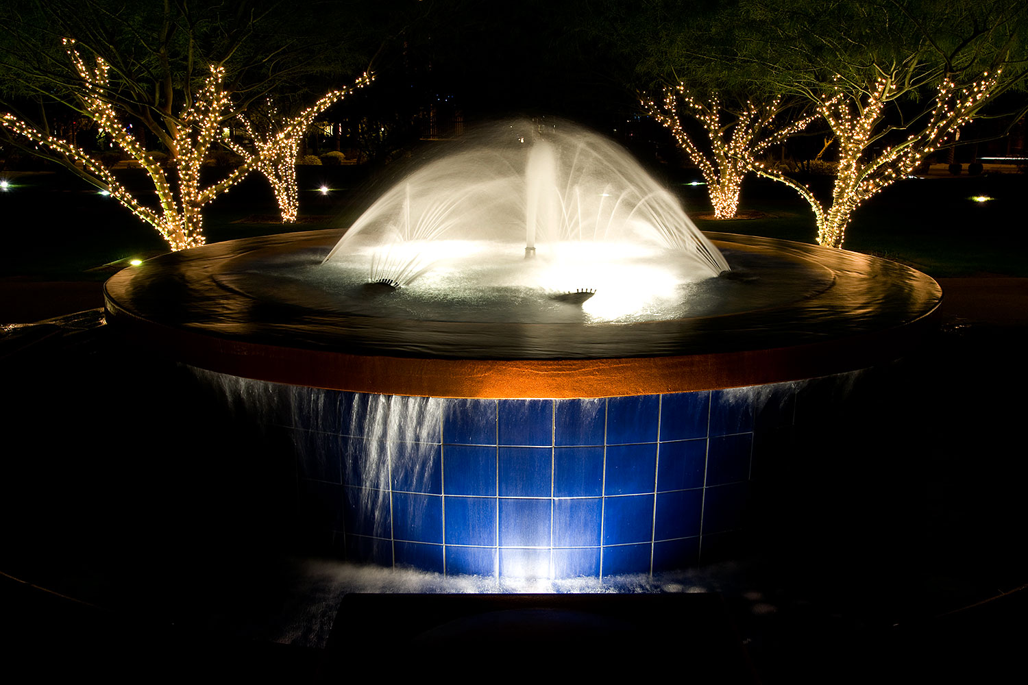 2008-12-06-phoenix-fountain-60513