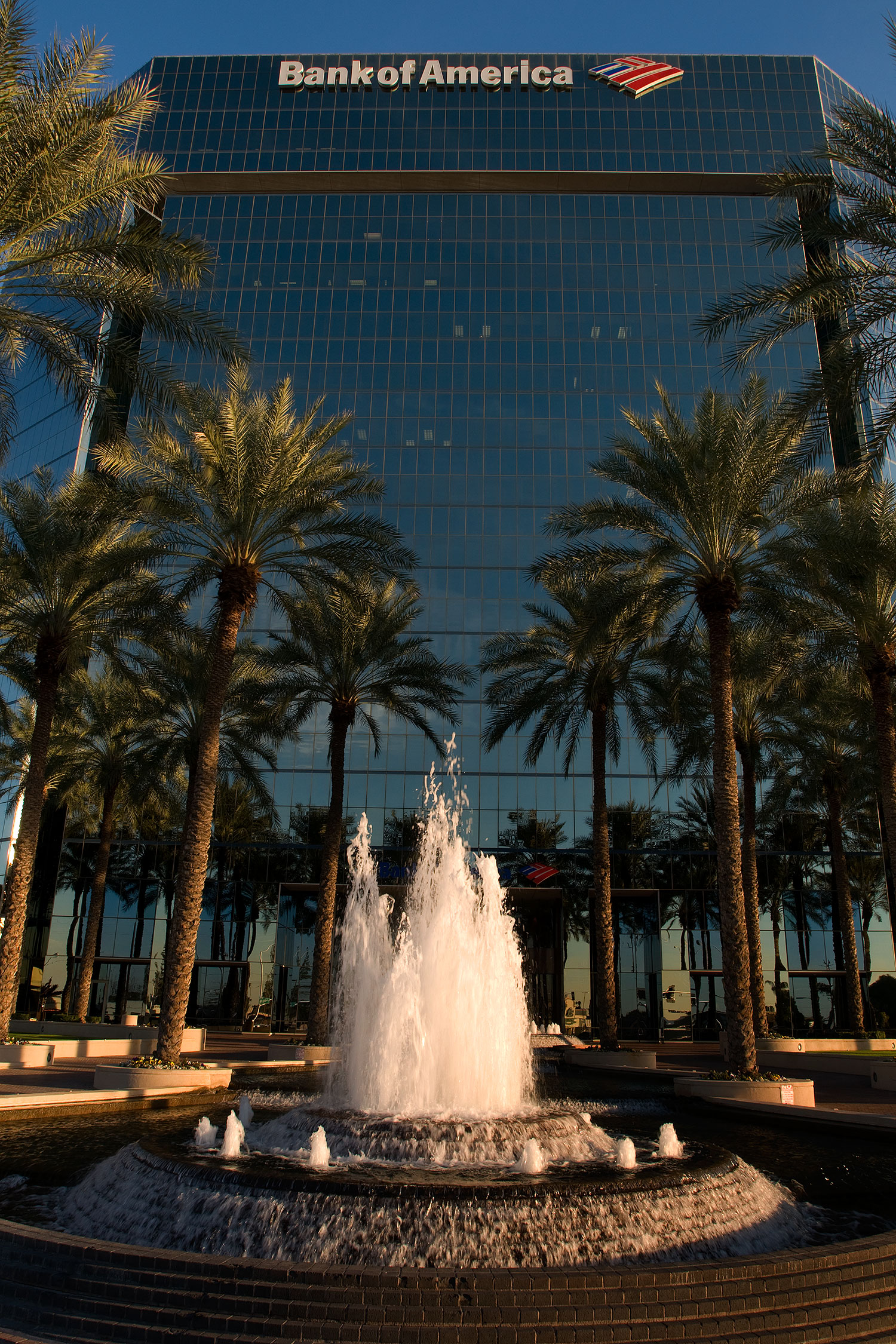 2009-01-06-mesa-fountains-72760v