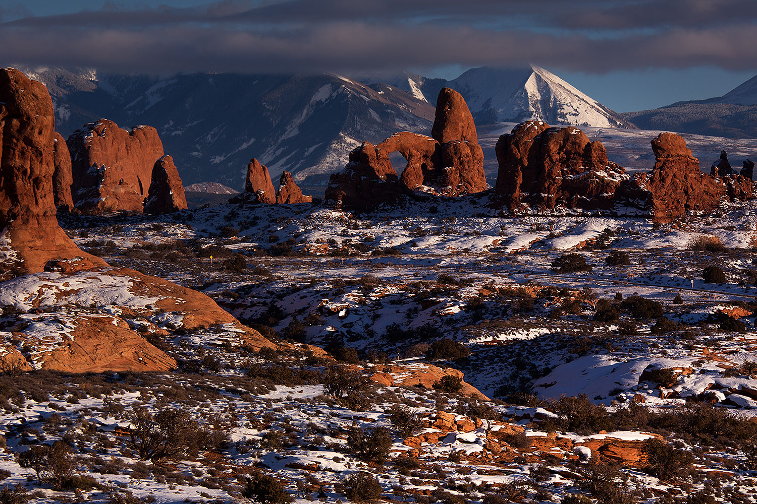 2013-12-23-arches-turret-5d3_6777