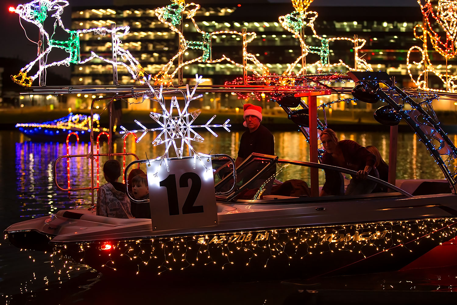 2016-12-10-tempe-aps-lights-1dx_31694